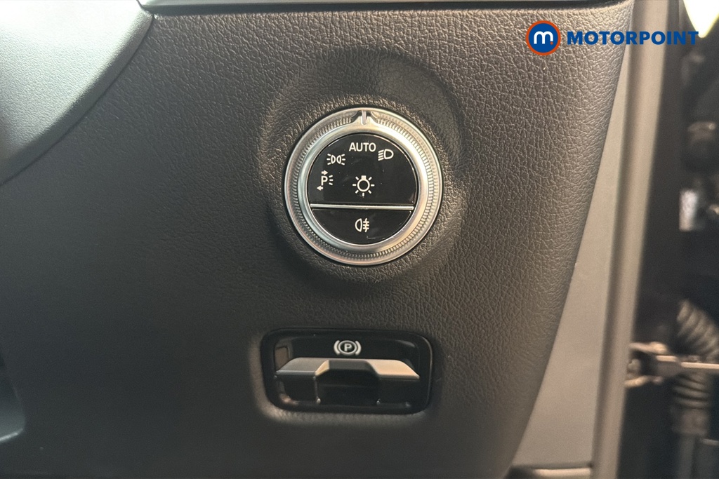 Mercedes-Benz C Class Amg Line Automatic Diesel Saloon - Stock Number (1643529) - 11th supplementary image