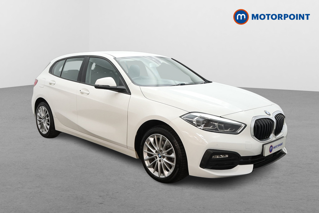 BMW 1 Series SE Automatic Petrol Hatchback - Stock Number (1643619) - Drivers side front corner