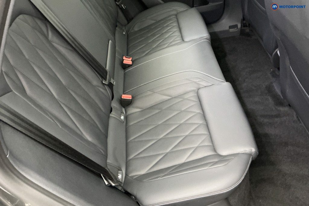 Ford Explorer Premium Automatic Electric SUV - Stock Number (1643679) - 4th supplementary image