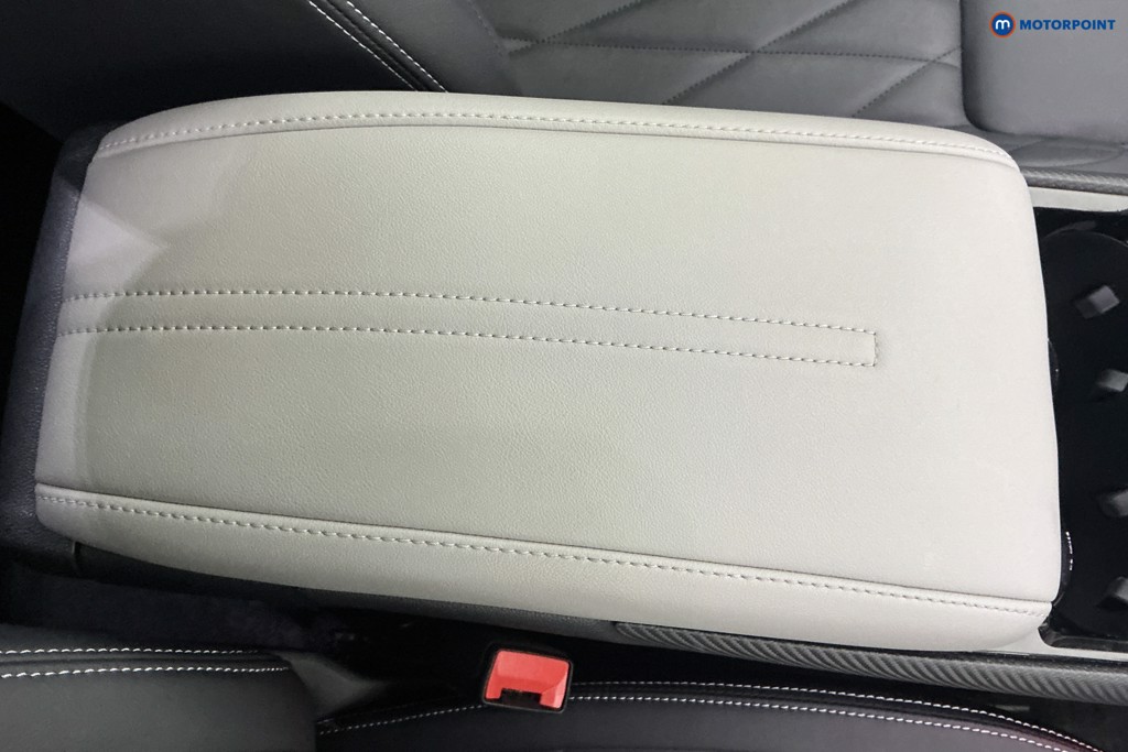 Ford Explorer Premium Automatic Electric SUV - Stock Number (1643679) - 13th supplementary image
