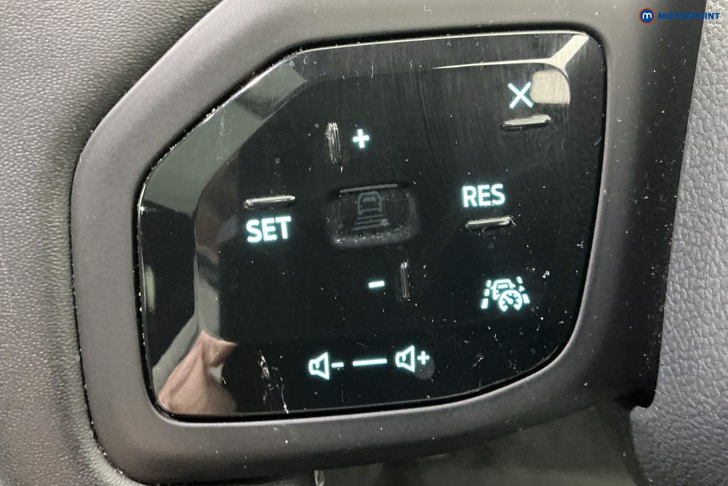 Ford Explorer Premium Automatic Electric SUV - Stock Number (1643679) - 18th supplementary image