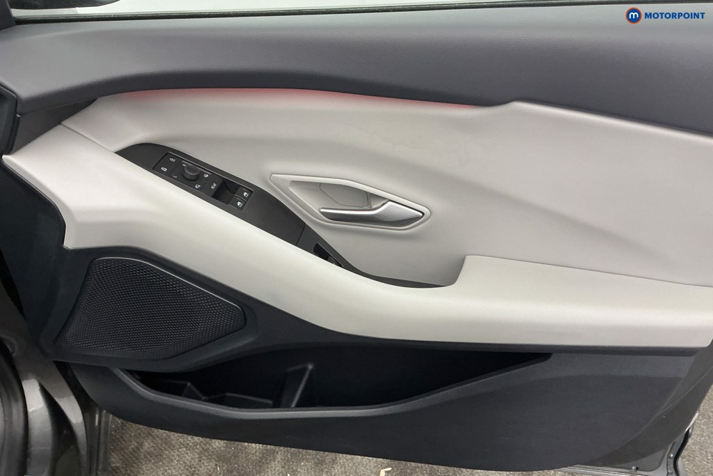 Ford Explorer Premium Automatic Electric SUV - Stock Number (1643679) - 22nd supplementary image