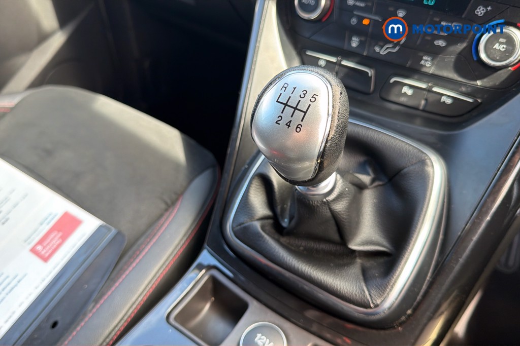 Ford Kuga St-Line Manual Petrol SUV - Stock Number (1643935) - 15th supplementary image