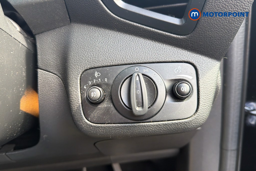 Ford Kuga St-Line Manual Petrol SUV - Stock Number (1643935) - 18th supplementary image
