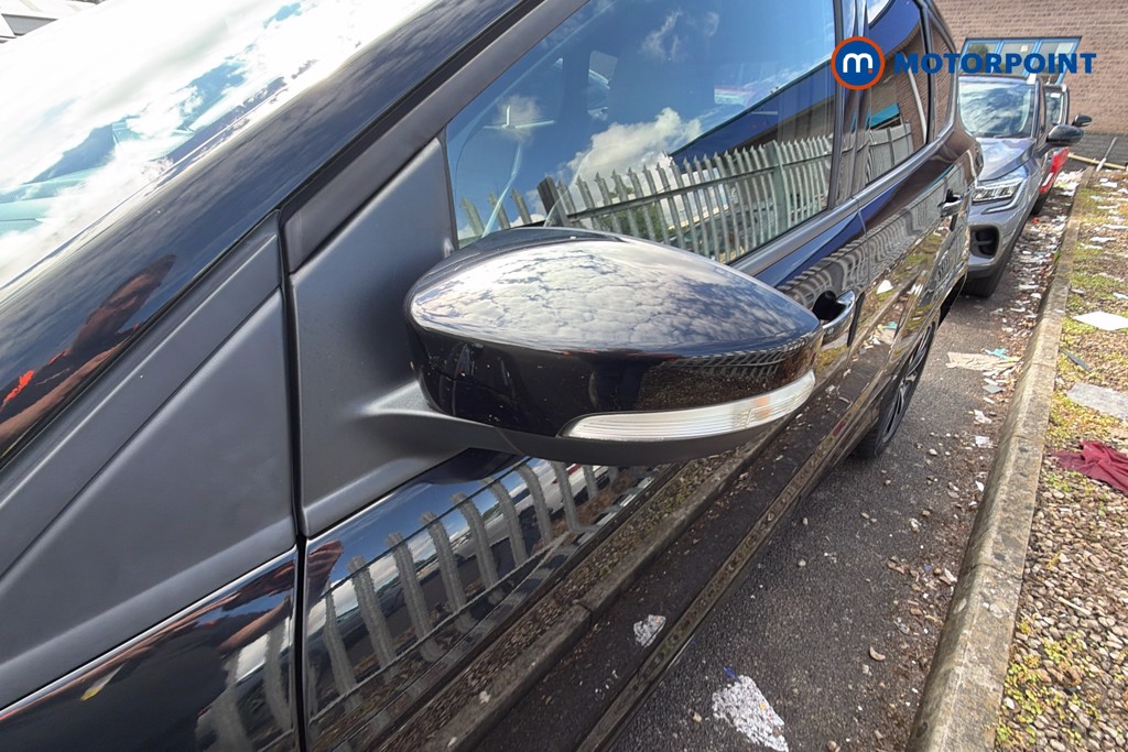 Ford Kuga St-Line Manual Petrol SUV - Stock Number (1643935) - 43rd supplementary image