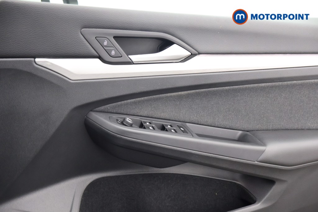 Volkswagen Golf Life Manual Petrol Hatchback - Stock Number (1645053) - 9th supplementary image