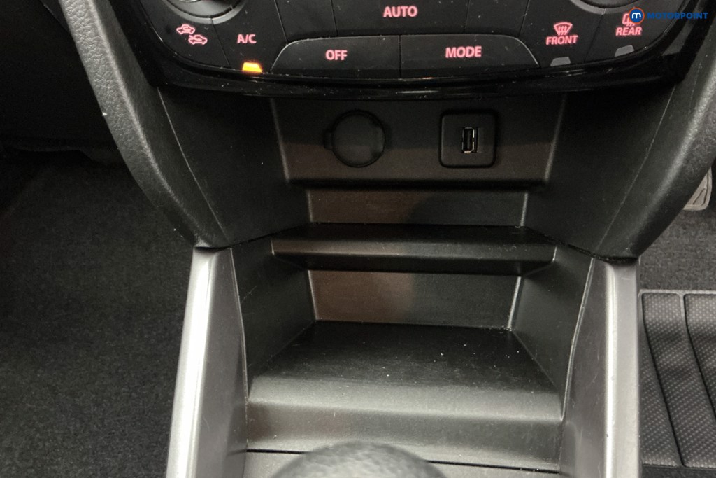 Suzuki Vitara Sz-T Manual Petrol SUV - Stock Number (1645425) - 16th supplementary image