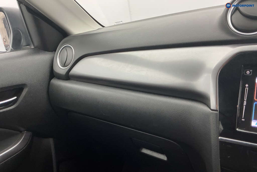 Suzuki Vitara Sz-T Manual Petrol SUV - Stock Number (1645425) - 18th supplementary image