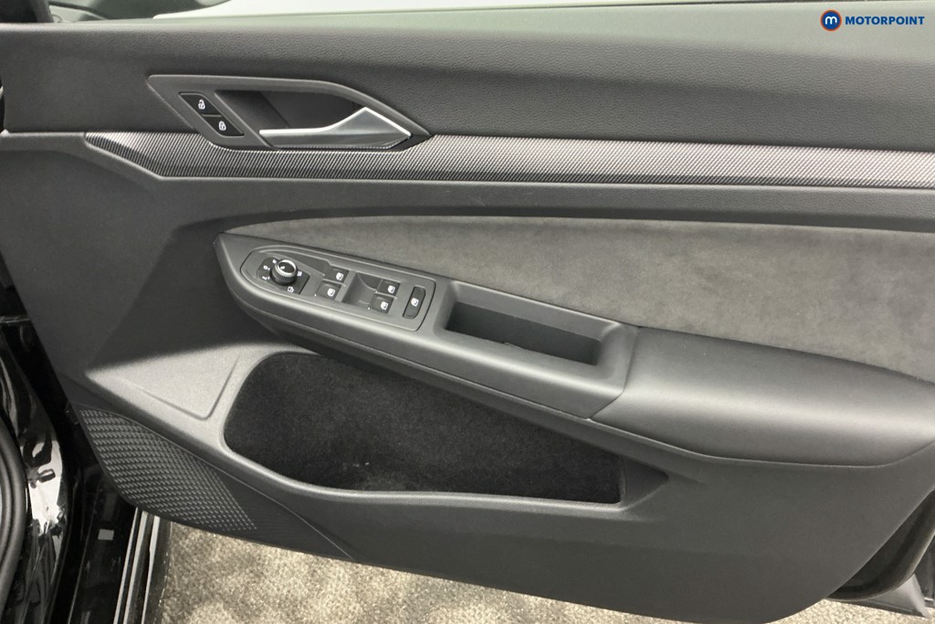 Volkswagen Golf Black Edition Automatic Petrol Hatchback - Stock Number (1645551) - 25th supplementary image