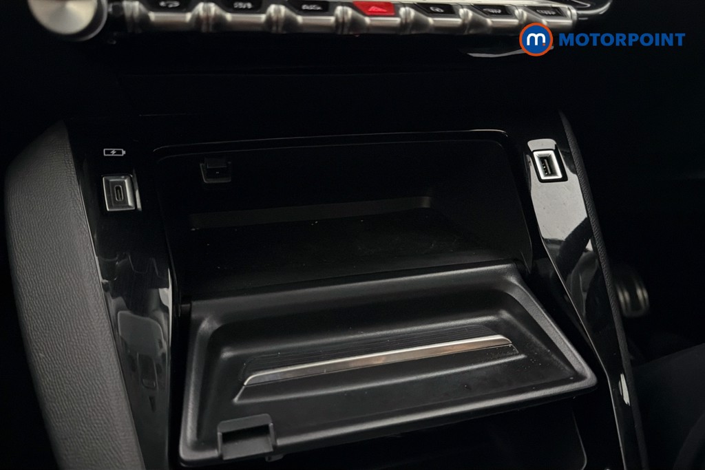 Peugeot 208 Allure Premium -Plus Manual Petrol Hatchback - Stock Number (1645610) - 17th supplementary image