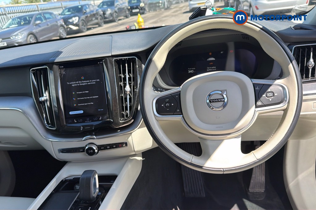 Volvo Xc60 Momentum Automatic Petrol SUV - Stock Number (1645691) - 2nd supplementary image