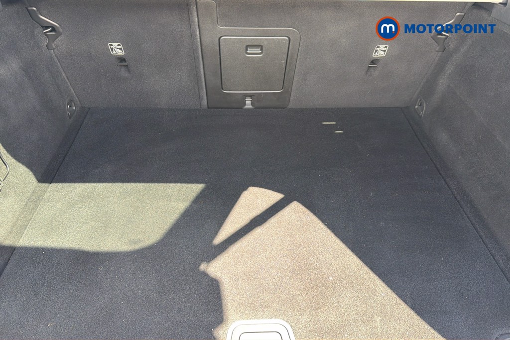 Volvo Xc60 Momentum Automatic Petrol SUV - Stock Number (1645691) - 33rd supplementary image