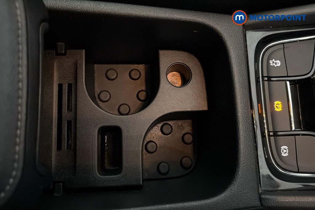Skoda Karoq Se Technology Manual Petrol SUV - Stock Number (1645984) - 16th supplementary image