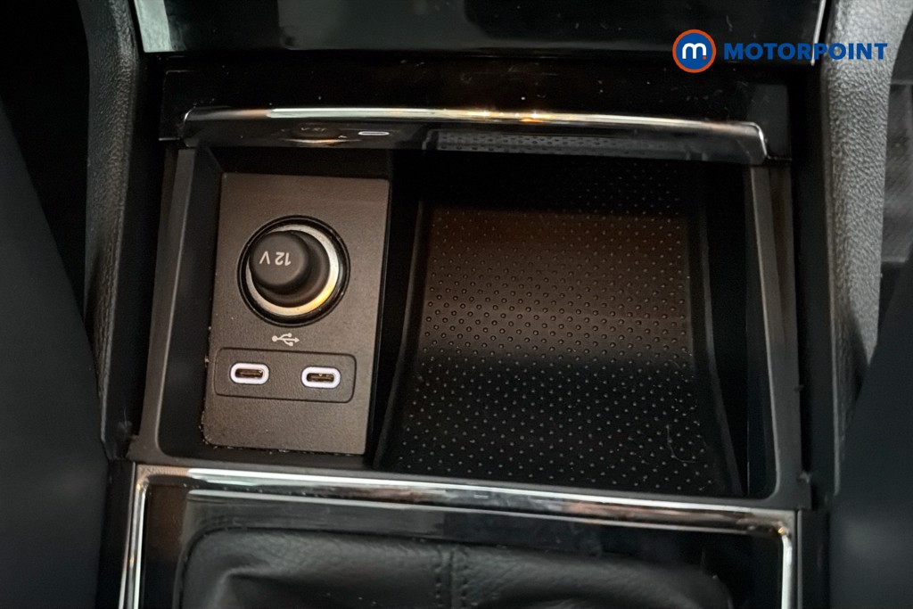Skoda Karoq Se Technology Manual Petrol SUV - Stock Number (1645984) - 17th supplementary image