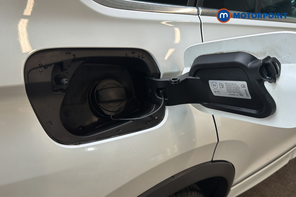 Volkswagen Tiguan R-Line Automatic Petrol SUV - Stock Number (1646128) - 41st supplementary image
