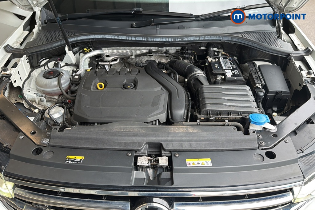 Volkswagen Tiguan R-Line Automatic Petrol SUV - Stock Number (1646128) - 48th supplementary image