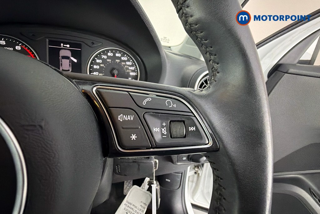 Audi Q2 Technik Manual Petrol SUV - Stock Number (1646668) - 4th supplementary image