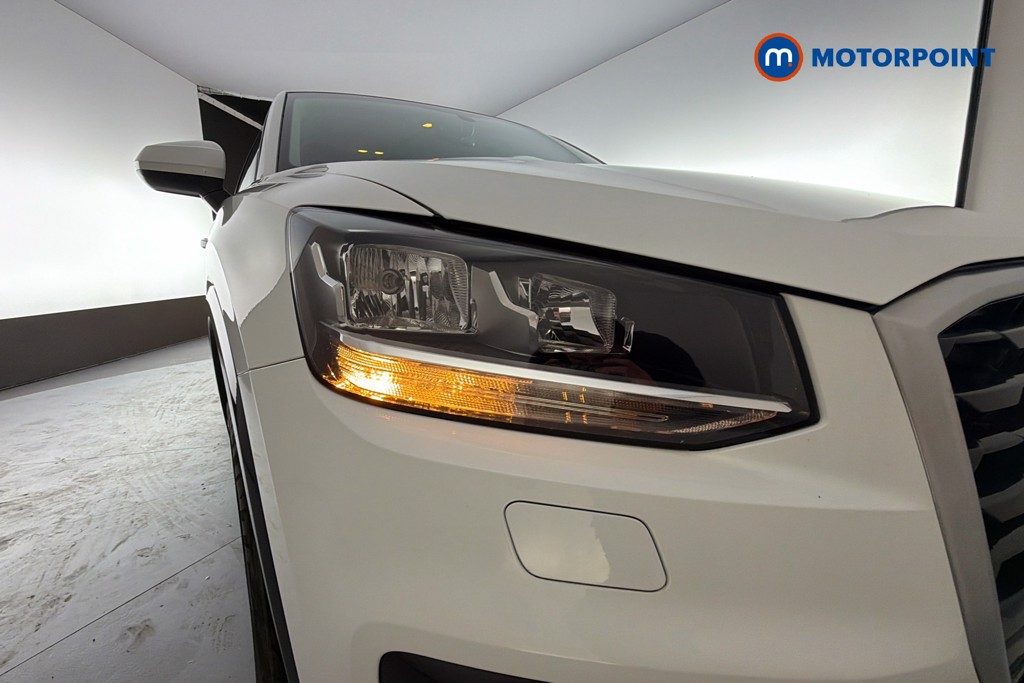 Audi Q2 Technik Manual Petrol SUV - Stock Number (1646668) - 44th supplementary image