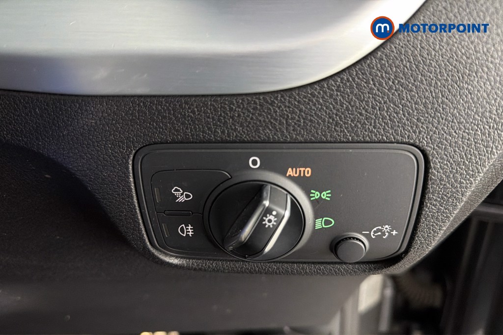 Audi Q2 S Line Manual Petrol SUV - Stock Number (1646721) - 18th supplementary image