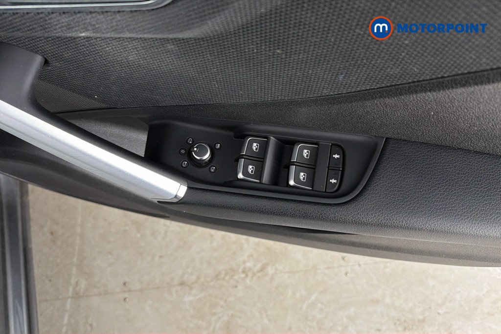 Audi Q2 S Line Manual Petrol SUV - Stock Number (1646721) - 20th supplementary image