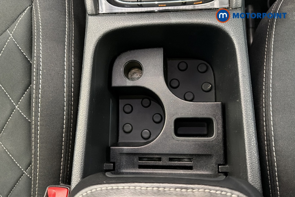 Skoda Karoq Sport Line Automatic Petrol SUV - Stock Number (1646951) - 16th supplementary image