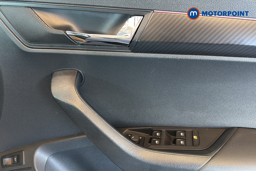 Skoda Karoq Sport Line Automatic Petrol SUV - Stock Number (1646951) - 19th supplementary image