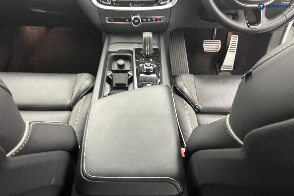 Volvo V60 R Design Automatic Petrol Estate - Stock Number (1647106) - 11th supplementary image