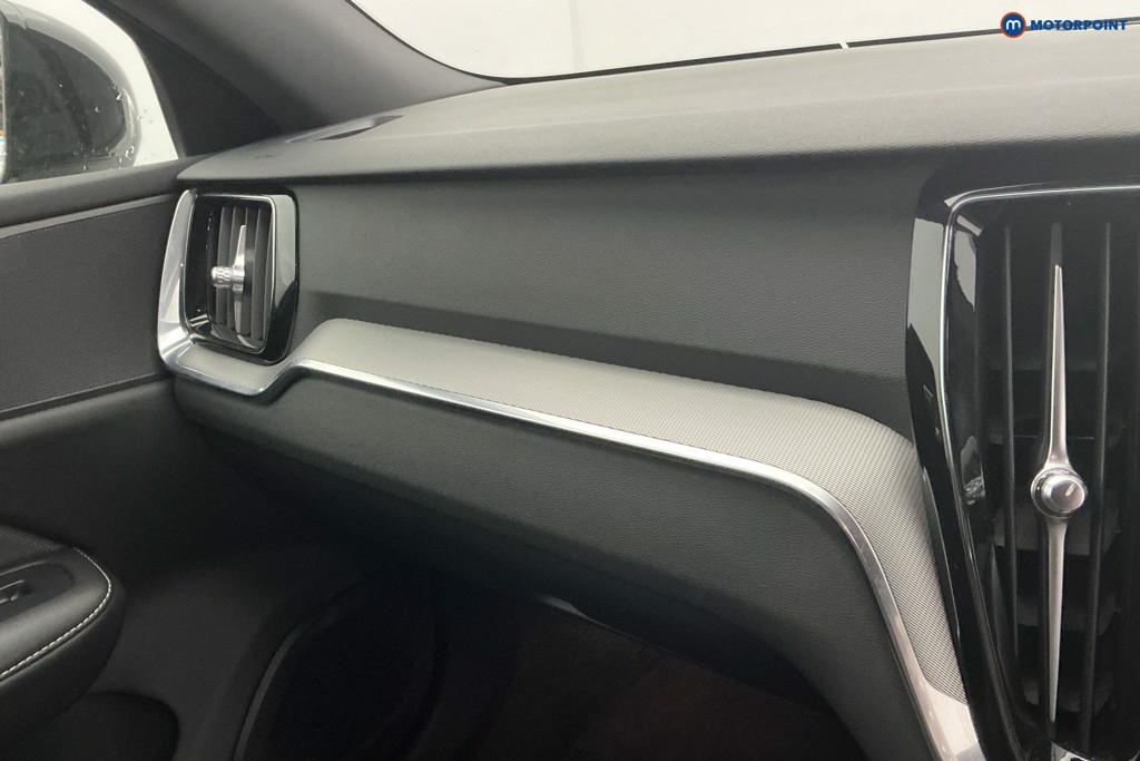 Volvo V60 R Design Automatic Petrol Estate - Stock Number (1647106) - 16th supplementary image