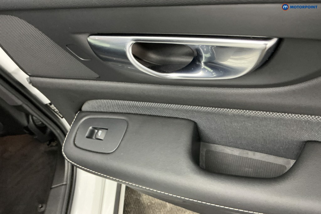 Volvo V60 R Design Automatic Petrol Estate - Stock Number (1647106) - 25th supplementary image