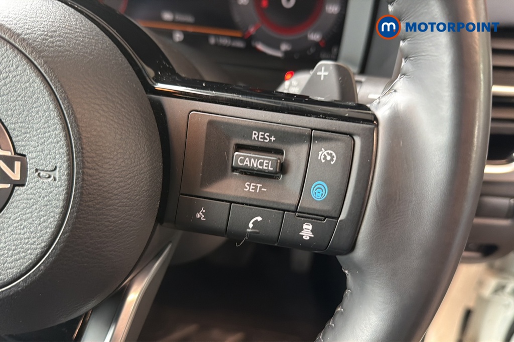 Nissan Qashqai Tekna Automatic Petrol SUV - Stock Number (1647726) - 3rd supplementary image