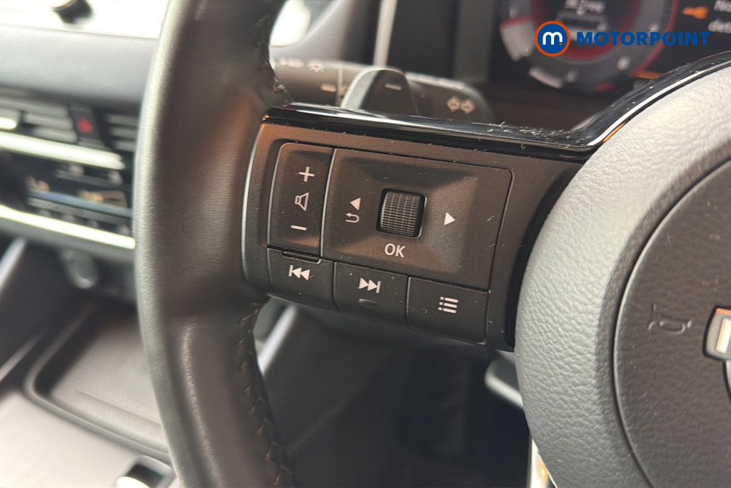 Nissan Qashqai Tekna Automatic Petrol SUV - Stock Number (1647726) - 4th supplementary image