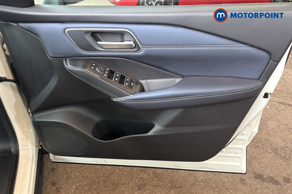 Nissan Qashqai Tekna Automatic Petrol SUV - Stock Number (1647726) - 18th supplementary image
