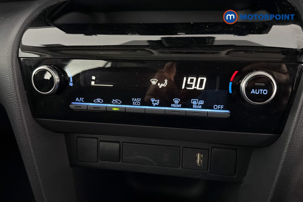 Toyota Yaris Cross Icon Automatic Petrol-Electric Hybrid Estate - Stock Number (1647866) - 12th supplementary image
