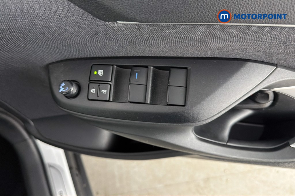 Toyota Yaris Cross Icon Automatic Petrol-Electric Hybrid Estate - Stock Number (1647866) - 20th supplementary image
