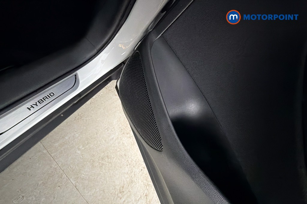 Toyota Yaris Cross Icon Automatic Petrol-Electric Hybrid Estate - Stock Number (1647866) - 21st supplementary image