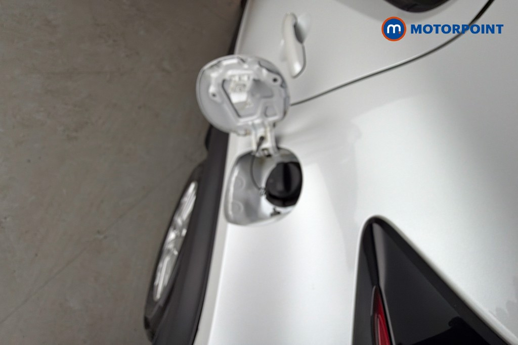 Toyota Yaris Cross Icon Automatic Petrol-Electric Hybrid Estate - Stock Number (1647866) - 41st supplementary image