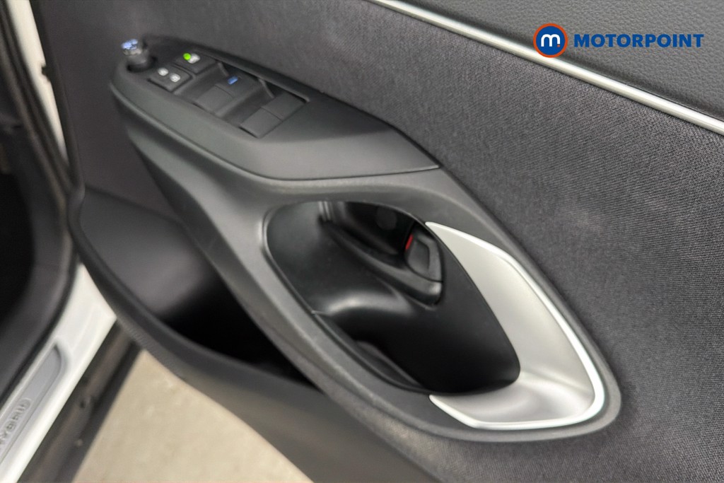 Toyota Yaris Cross Icon Automatic Petrol-Electric Hybrid Estate - Stock Number (1647866) - 42nd supplementary image