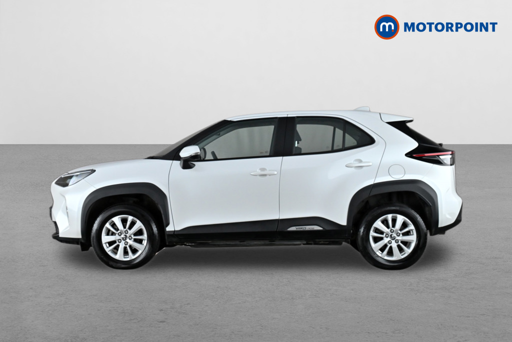 Toyota Yaris Cross Icon Automatic Petrol-Electric Hybrid Estate - Stock Number (1647866) - Passenger side