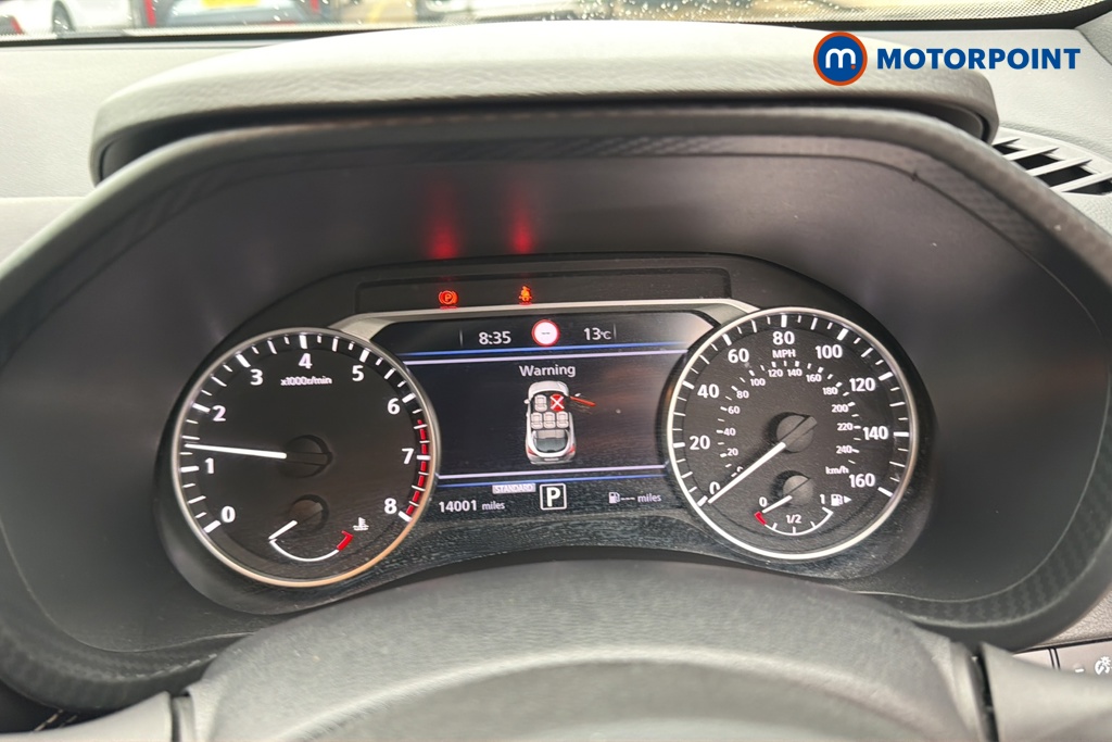 Nissan Juke N-Connecta Automatic Petrol SUV - Stock Number (1647926) - 7th supplementary image