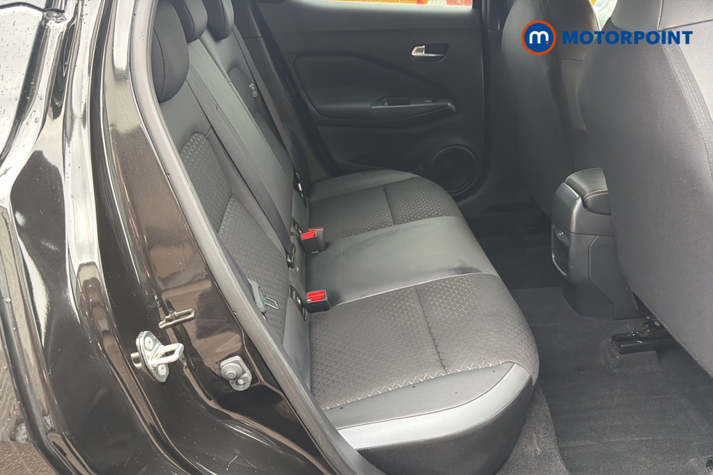 Nissan Juke N-Connecta Automatic Petrol SUV - Stock Number (1647926) - 25th supplementary image