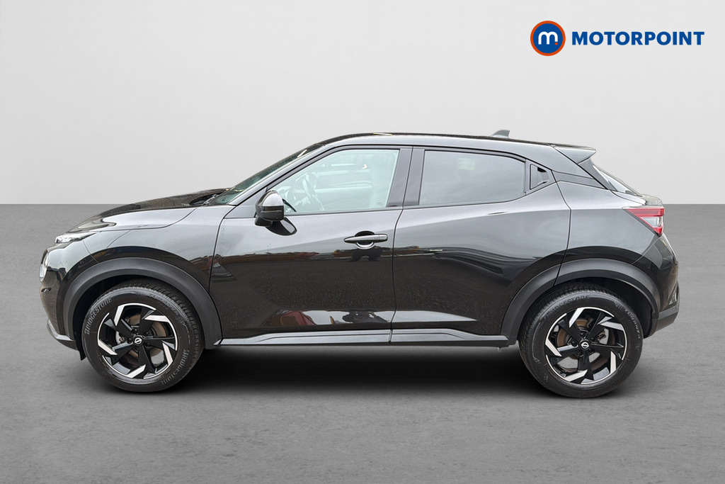 Nissan Juke N-Connecta Automatic Petrol SUV - Stock Number (1647926) - Drivers side