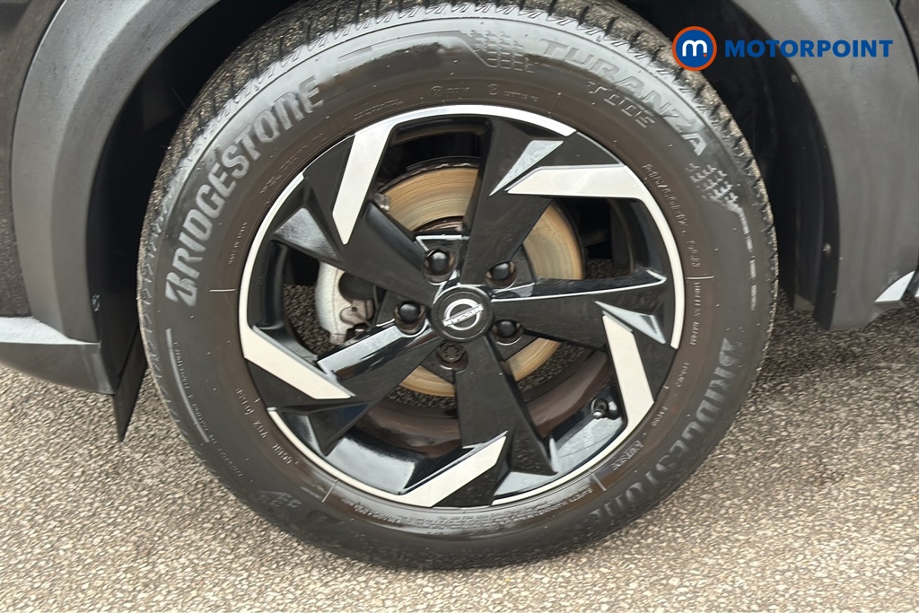 Nissan Juke N-Connecta Automatic Petrol SUV - Stock Number (1647926) - 44th supplementary image