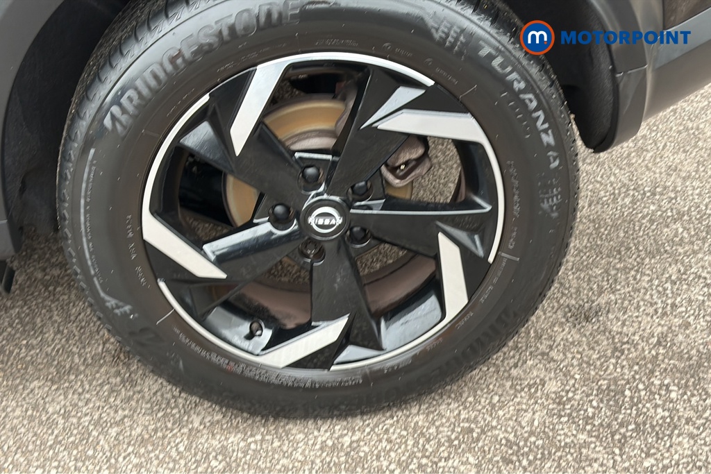Nissan Juke N-Connecta Automatic Petrol SUV - Stock Number (1647926) - 45th supplementary image