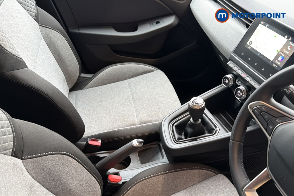 Renault Clio Evolution Manual Petrol Hatchback - Stock Number (1647929) - 15th supplementary image