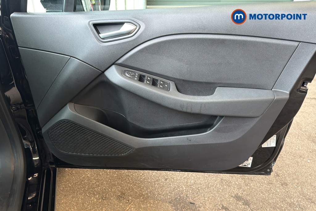 Renault Clio Evolution Manual Petrol Hatchback - Stock Number (1647929) - 18th supplementary image