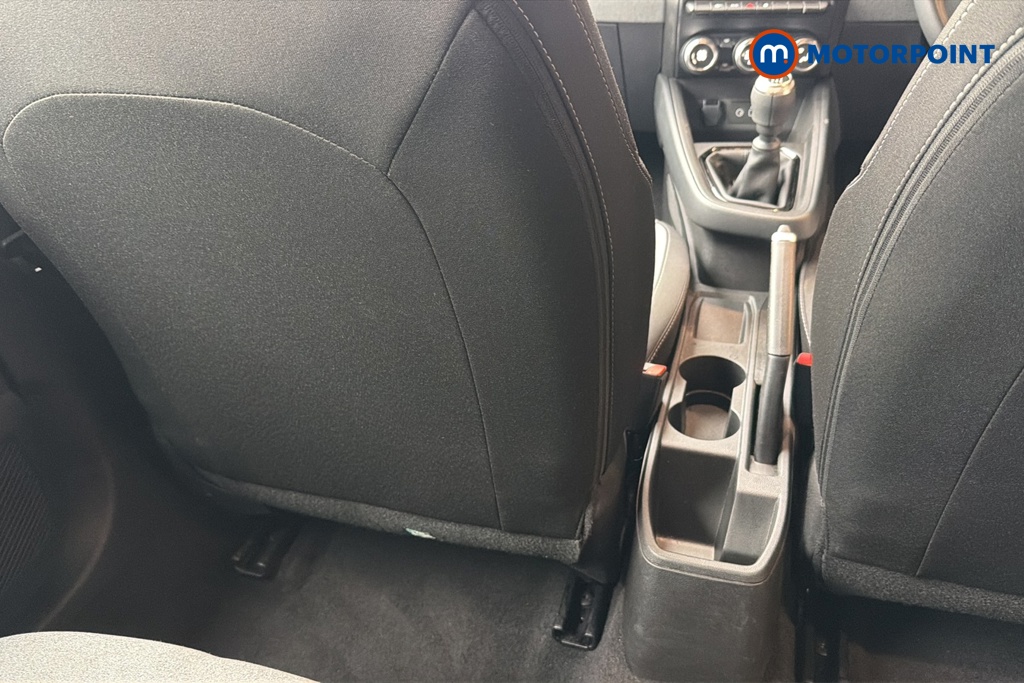 Renault Clio Evolution Manual Petrol Hatchback - Stock Number (1647929) - 28th supplementary image