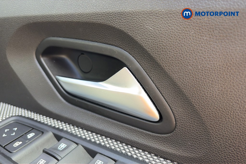 Dacia Sandero Stepway Prestige Manual Petrol Hatchback - Stock Number (1648066) - 42nd supplementary image
