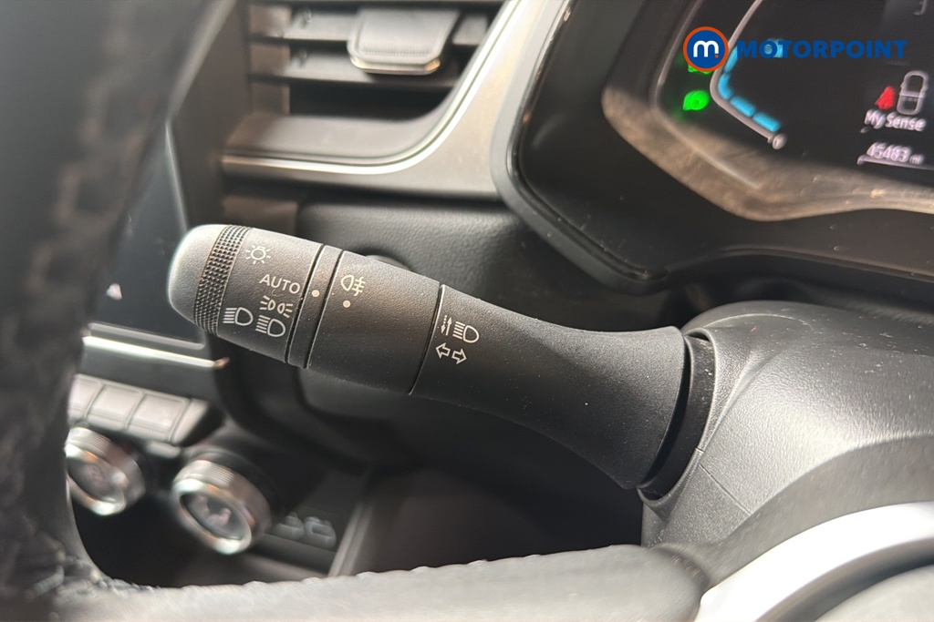 Renault Captur Techno Automatic Petrol-Electric Hybrid SUV - Stock Number (1648244) - 5th supplementary image