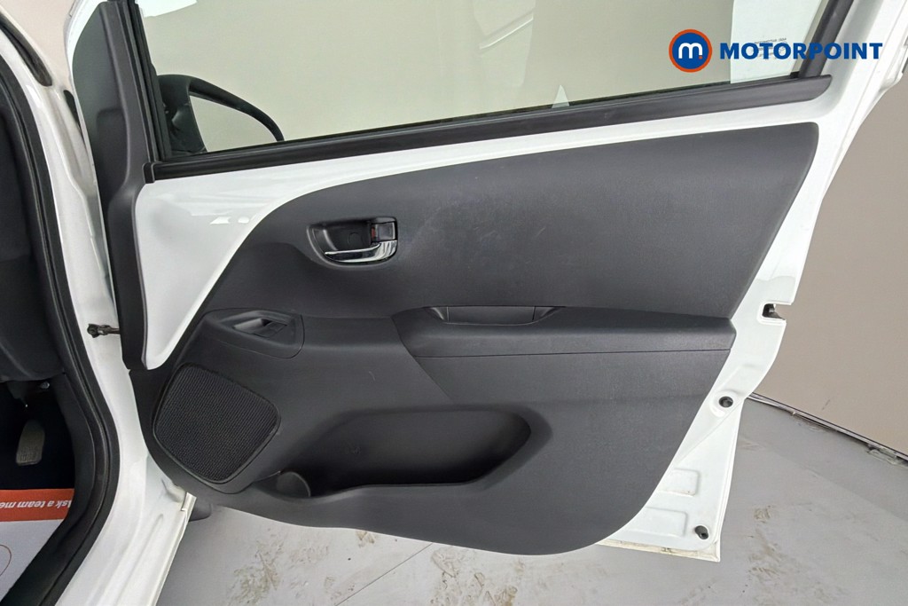 Peugeot 108 Allure Manual Petrol Hatchback - Stock Number (1648575) - 19th supplementary image