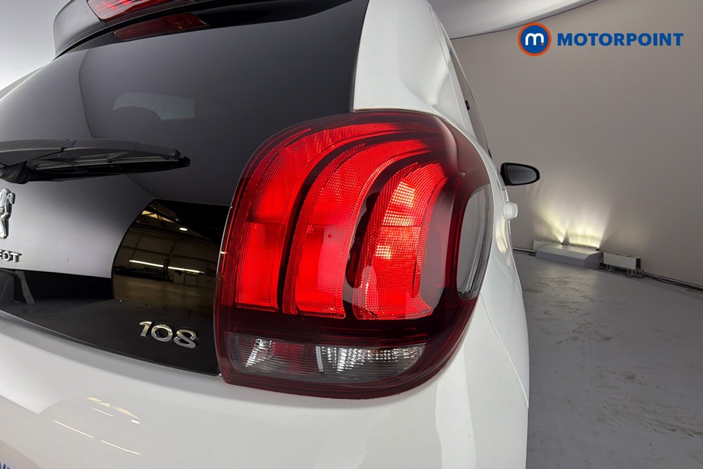 Peugeot 108 Allure Manual Petrol Hatchback - Stock Number (1648575) - 38th supplementary image